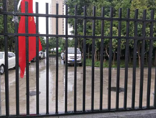 洛陽鋅鋼護欄廠