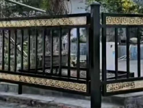 鐵藝護(hù)欄
